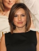 42632-mariska-hargitay-at-its-complicated-premiere5.jpg